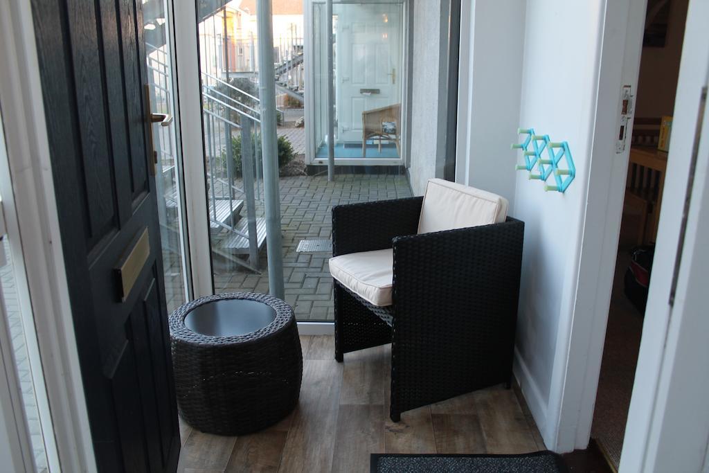 Serviced Apartments Wexford Room photo